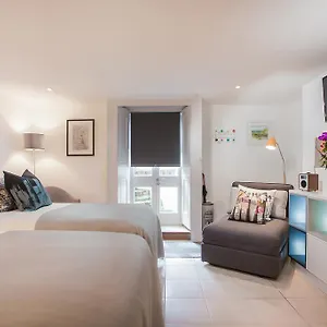 Apartment The Design, Bath
